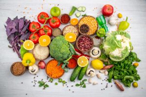 ensemble de légumes, épices et légumineuses